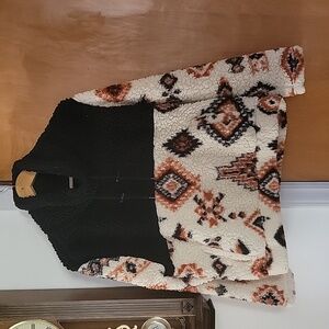 Marissa Olivia Pullover